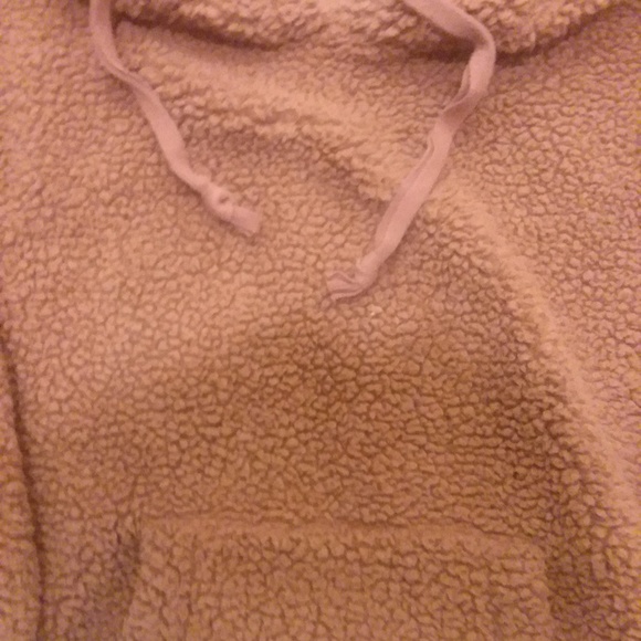 American Eagle Fluffy Sherpa Sweatshirt - Picture 3 of 4